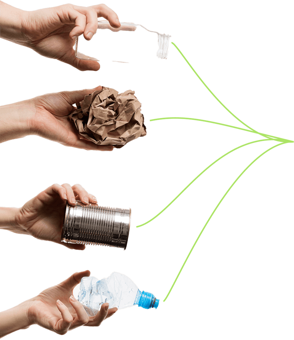 Mãos segurando materiais recicláveis